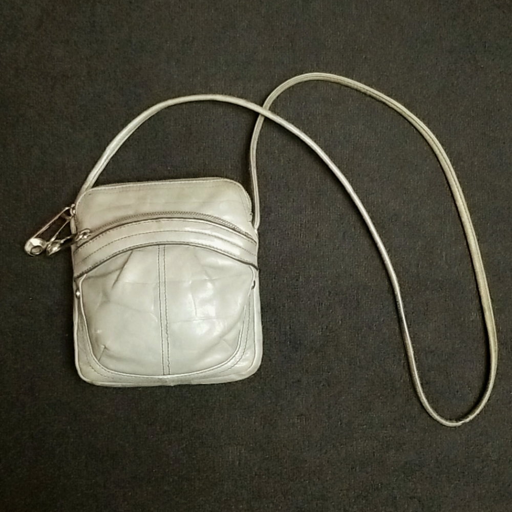 B MAKOWSKY leather crossbody bag
